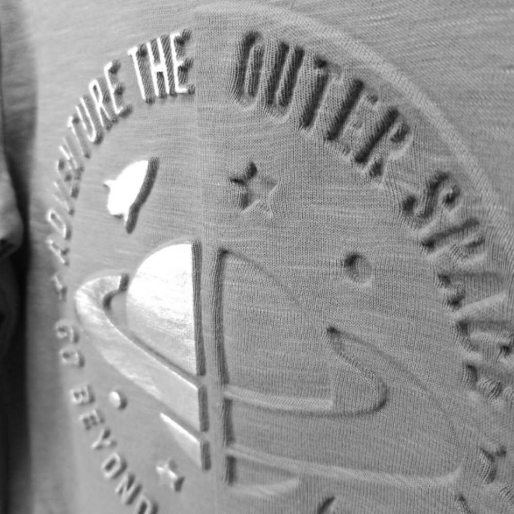 Cool space shirt - XXL/18 <boys> Raised/Silver